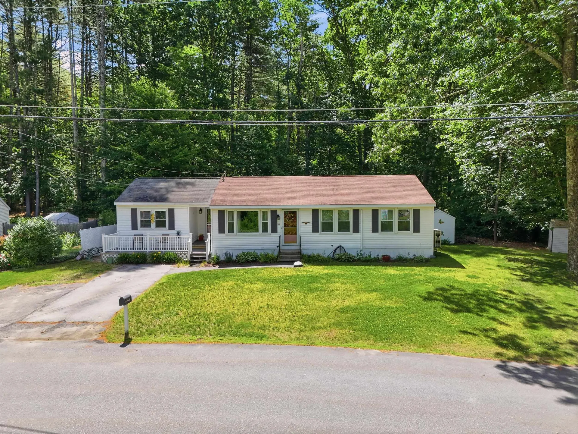 60 Trestle Brook Drive Nashua NH 03062