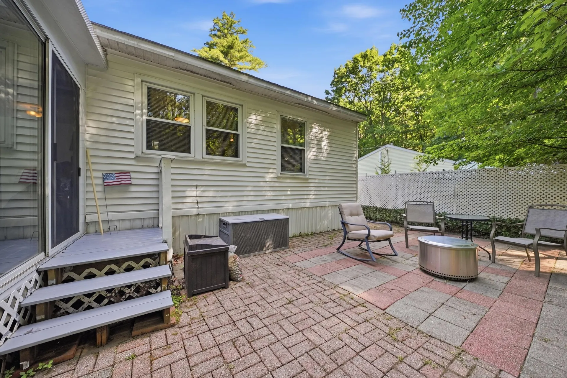 60 Trestle Brook Drive Nashua NH 03062