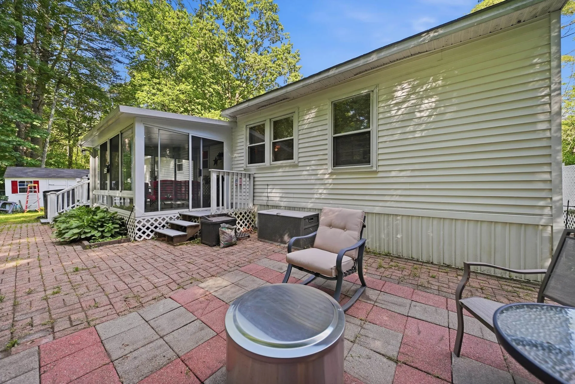 60 Trestle Brook Drive Nashua NH 03062