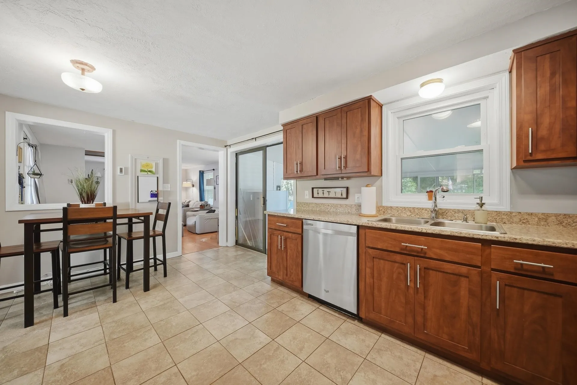 60 Trestle Brook Drive Nashua NH 03062