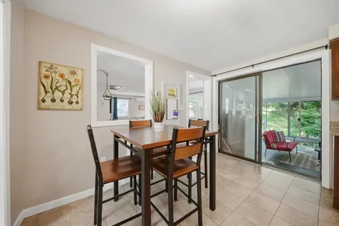 60 Trestle Brook Drive Nashua NH 03062