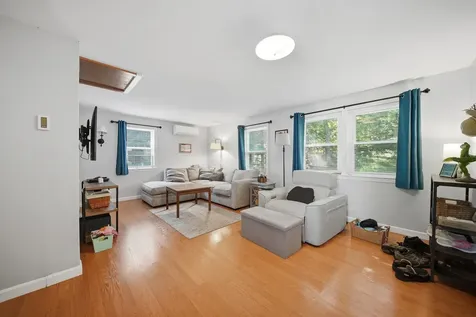 60 Trestle Brook Drive Nashua NH 03062