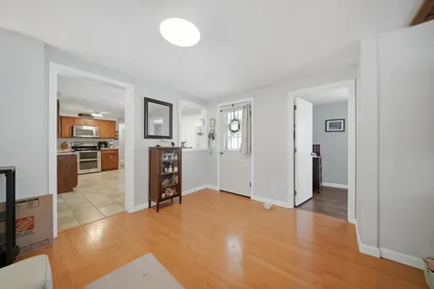 60 Trestle Brook Drive Nashua NH 03062