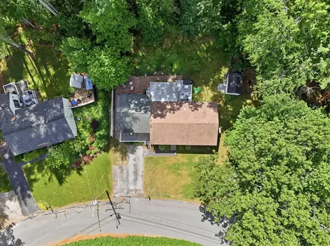 60 Trestle Brook Drive Nashua NH 03062