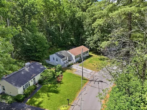 60 Trestle Brook Drive Nashua NH 03062