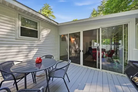 60 Trestle Brook Drive Nashua NH 03062