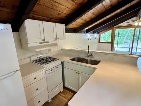 314 Old Bartlett Road Conway NH 03860