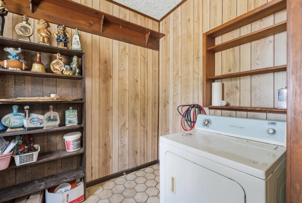 91 Colburn Road Milford NH 03055