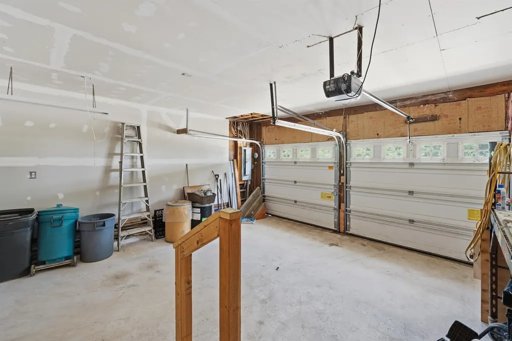 91 Colburn Road Milford NH 03055