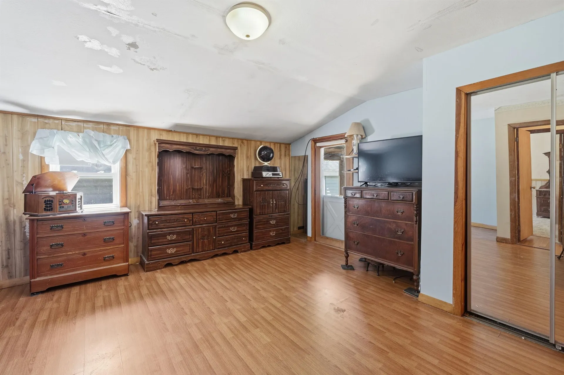 91 Colburn Road Milford NH 03055