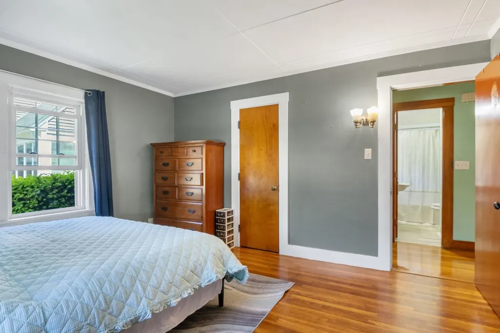 352 High Street Somersworth NH 03878