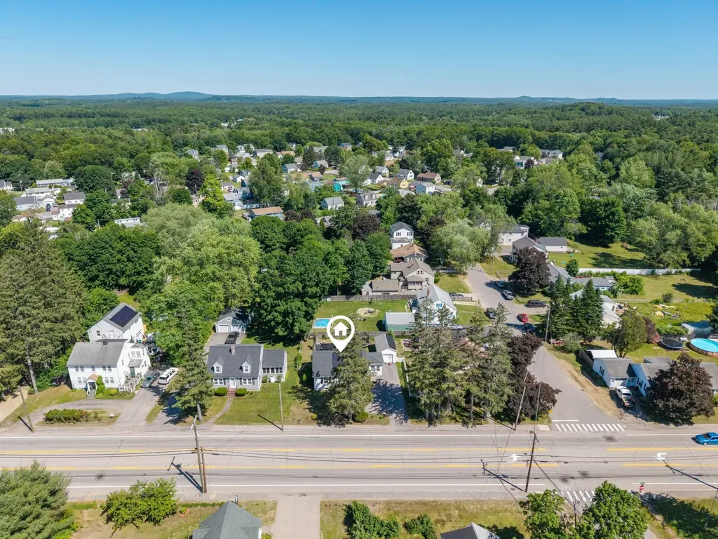 352 High Street Somersworth NH 03878