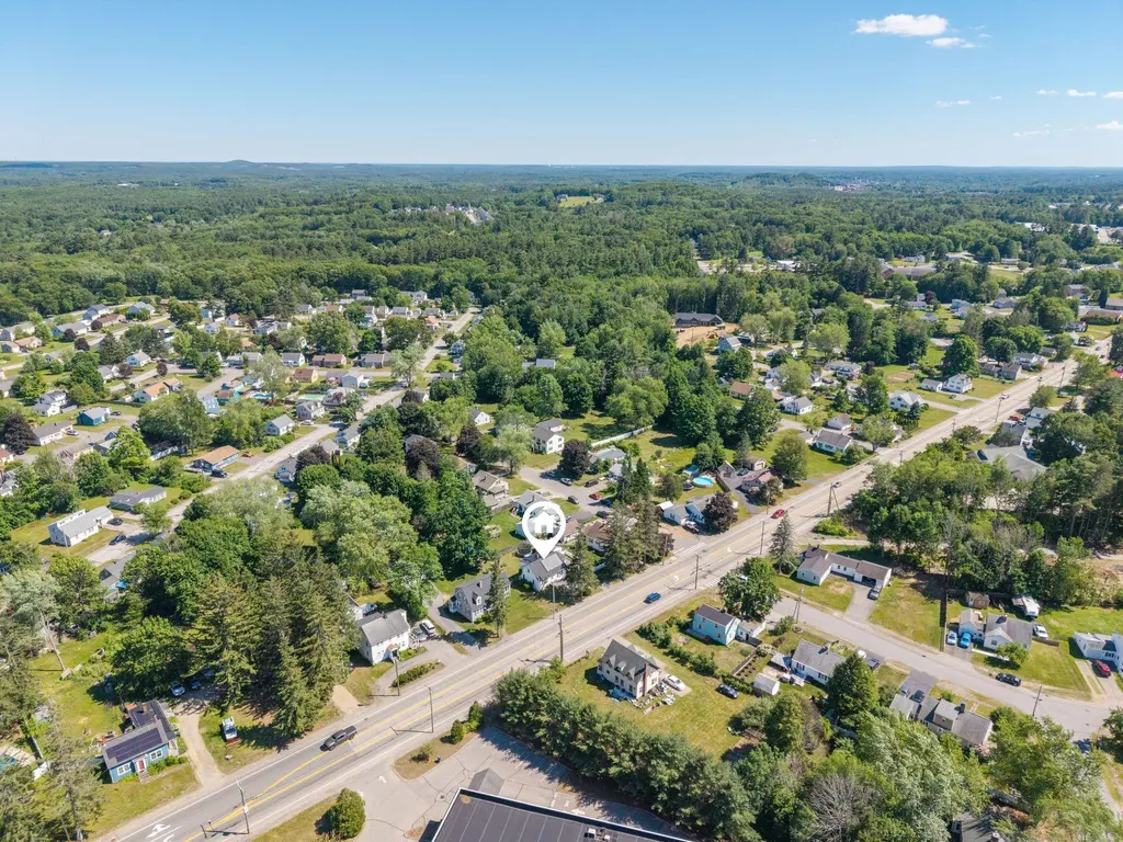 352 High Street Somersworth NH 03878