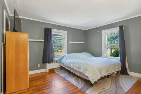 352 High Street Somersworth NH 03878