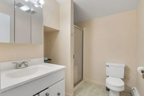 352 High Street Somersworth NH 03878