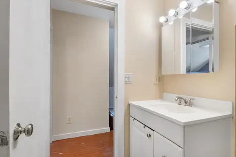 352 High Street Somersworth NH 03878