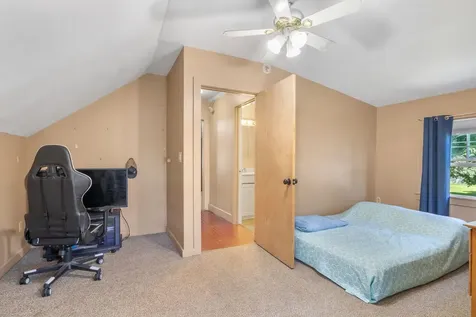 352 High Street Somersworth NH 03878