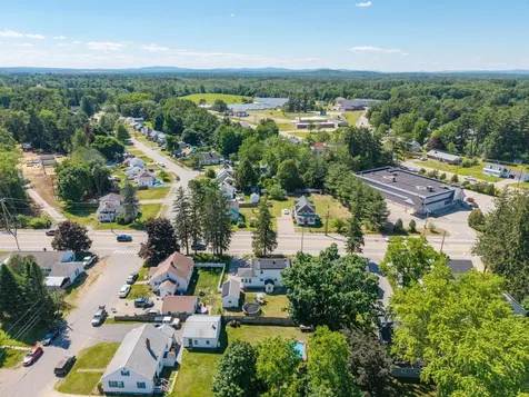 352 High Street Somersworth NH 03878
