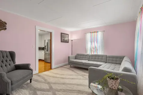 352 High Street Somersworth NH 03878
