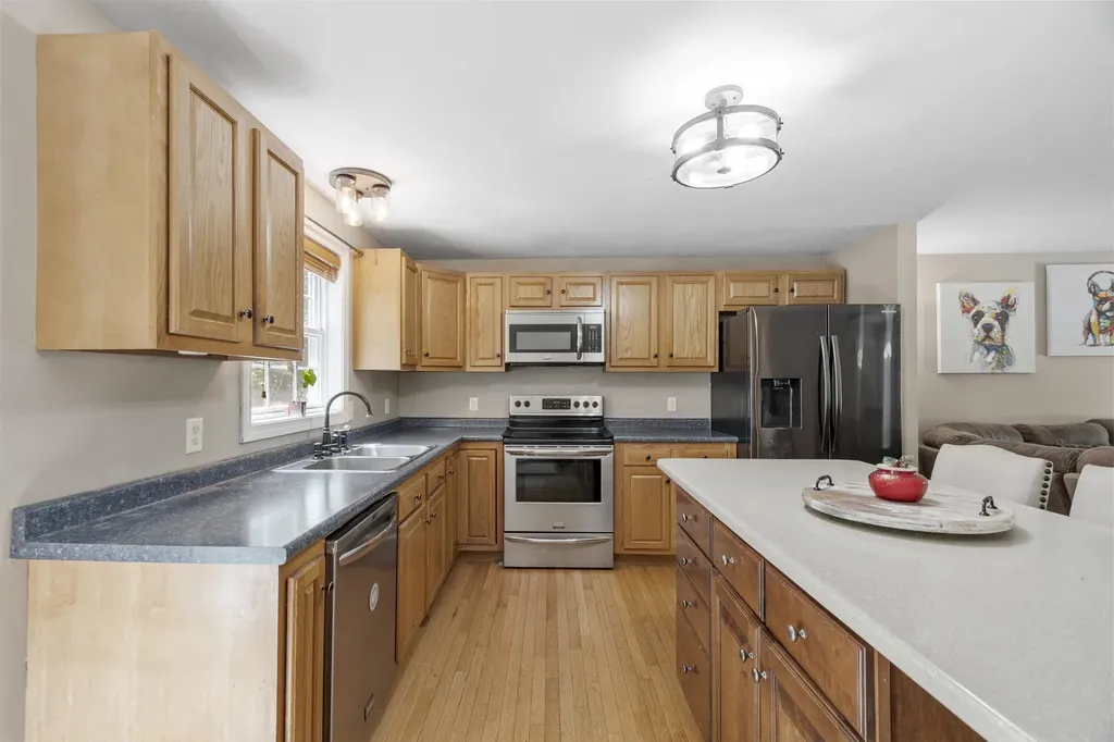 22 Franconia Drive New Durham NH 03855