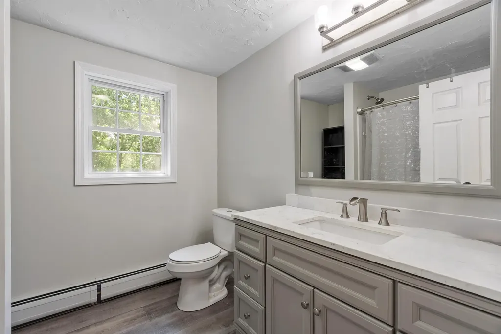 22 Franconia Drive New Durham NH 03855