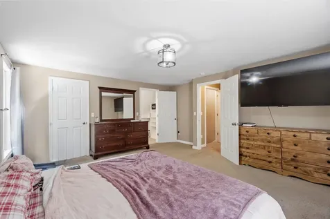 22 Franconia Drive New Durham NH 03855