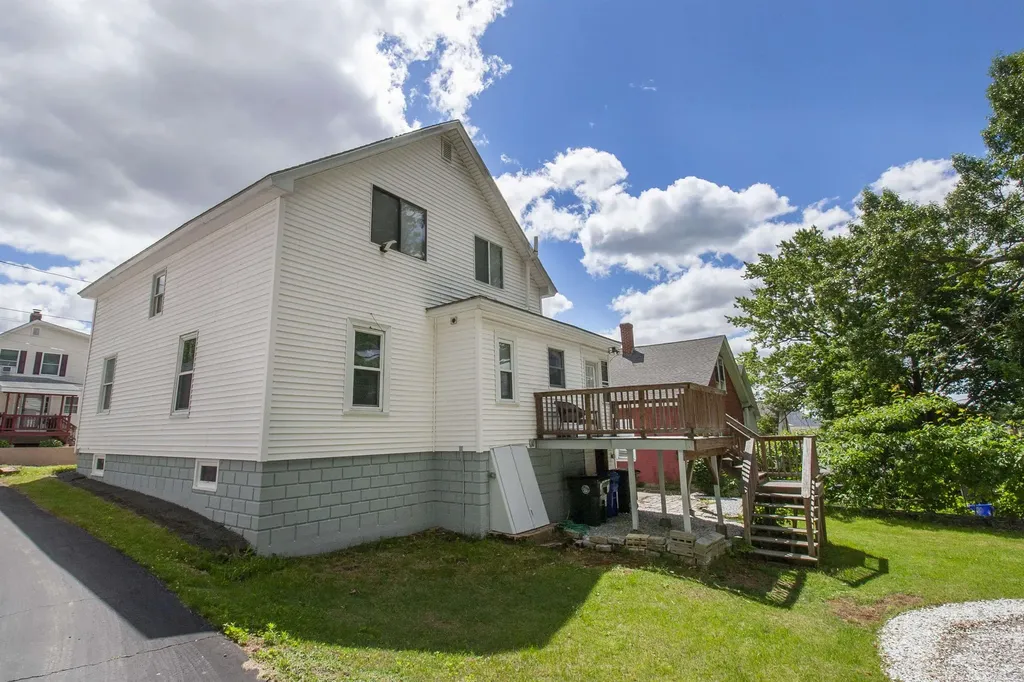234 Lafayette Street Manchester NH 03102