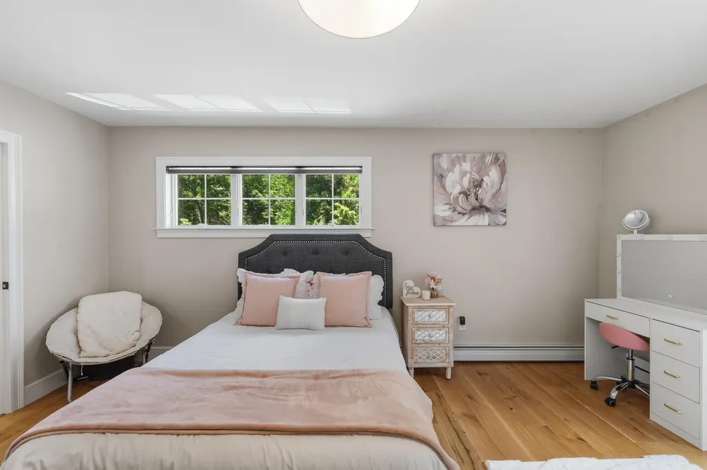 97 W Shore Road Windham NH 03087