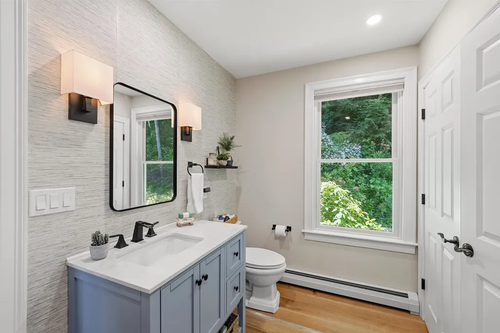 97 W Shore Road Windham NH 03087