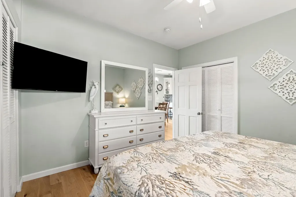 527 Ocean Boulevard Hampton NH 03842-3701