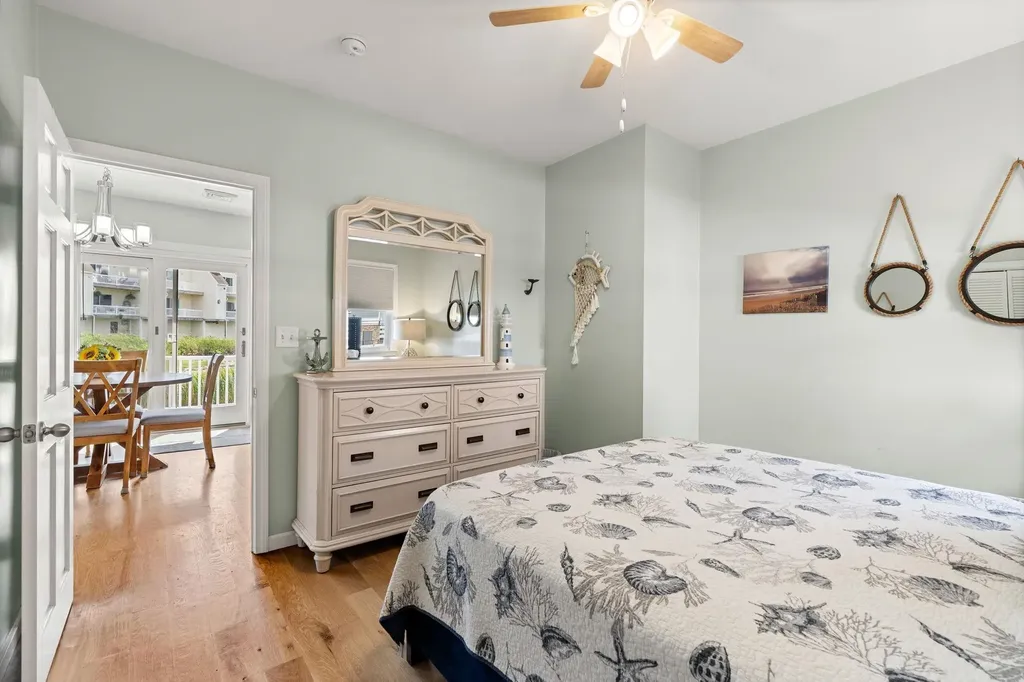 527 Ocean Boulevard Hampton NH 03842-3701