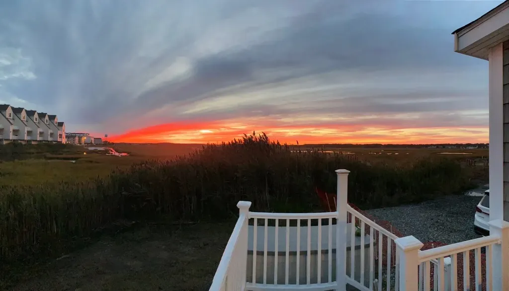 527 Ocean Boulevard Hampton NH 03842-3701