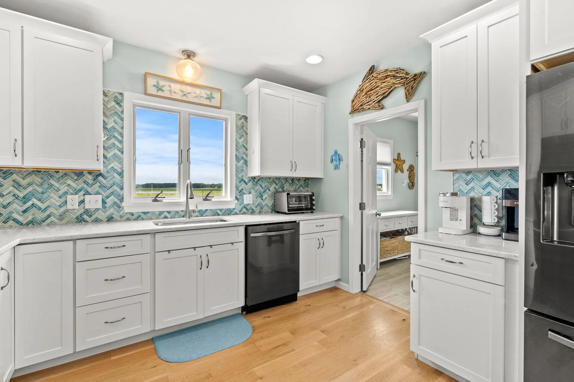 527 Ocean Boulevard Hampton NH 03842-3701