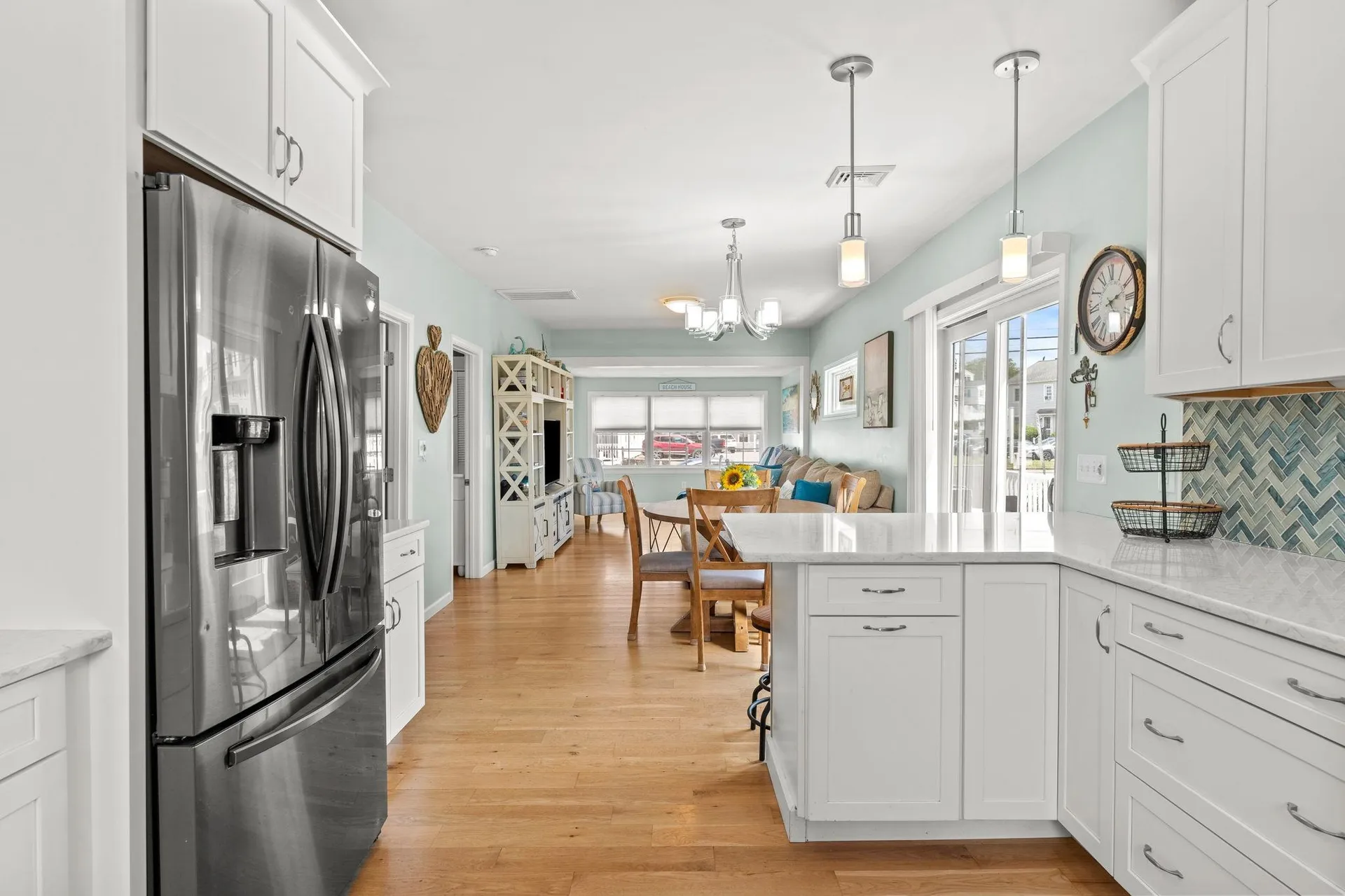 527 Ocean Boulevard Hampton NH 03842-3701