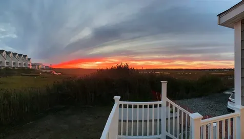 527 Ocean Boulevard Hampton NH 03842-3701