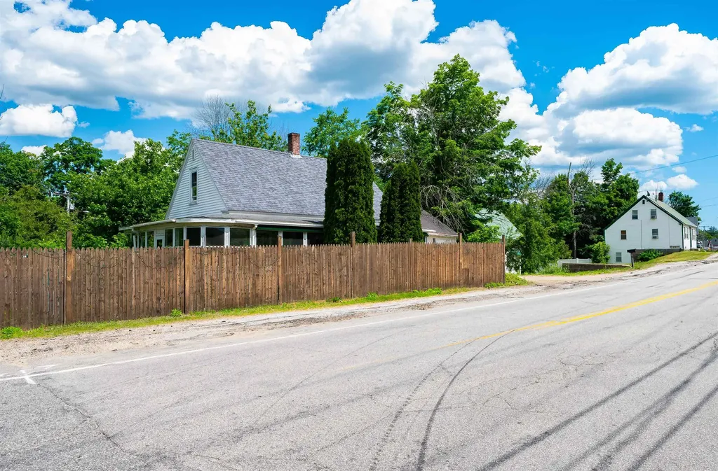 159 Main Street Wakefield NH 03887