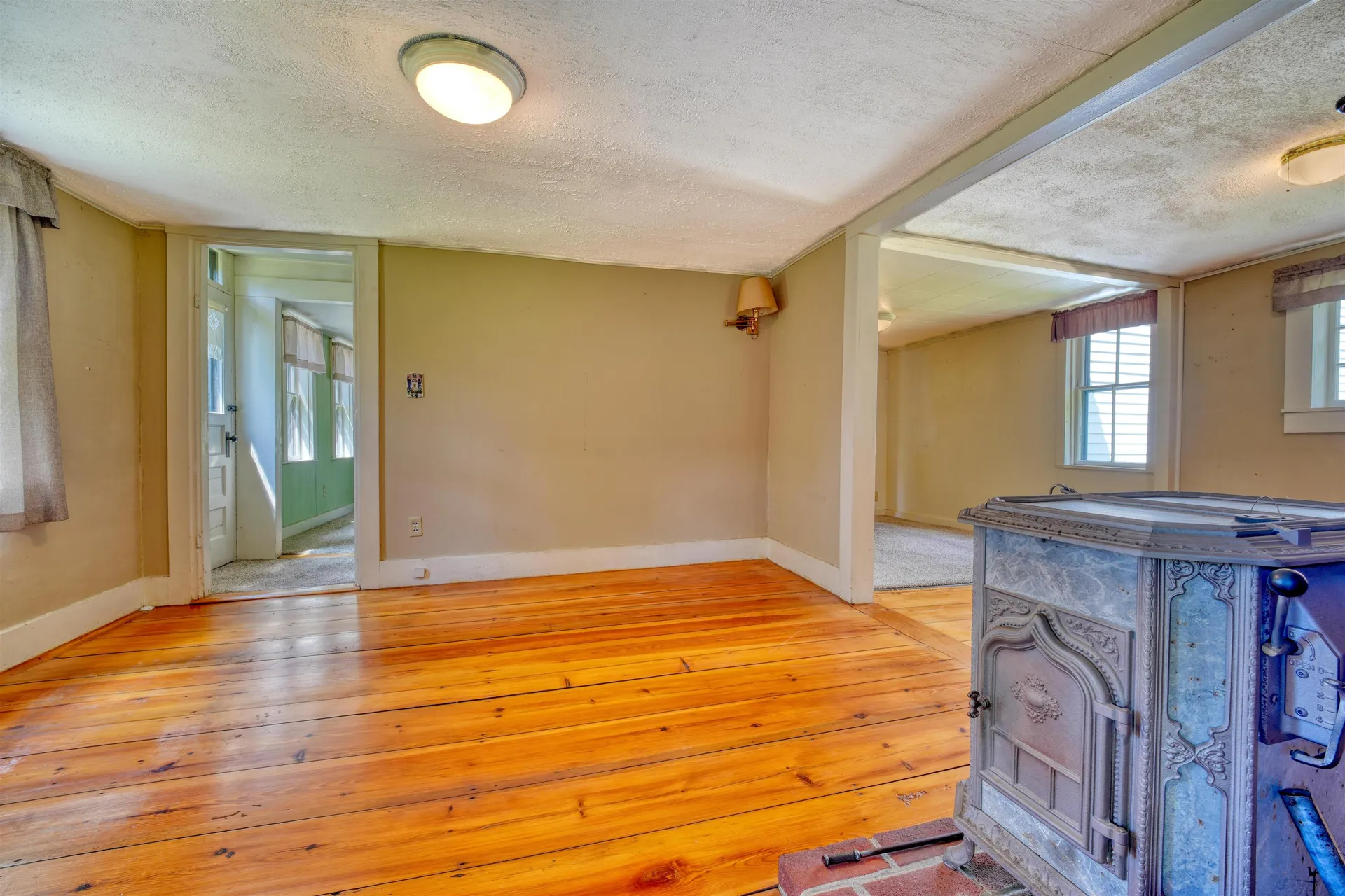 8 Meadowlark Lane Andover NH 03216