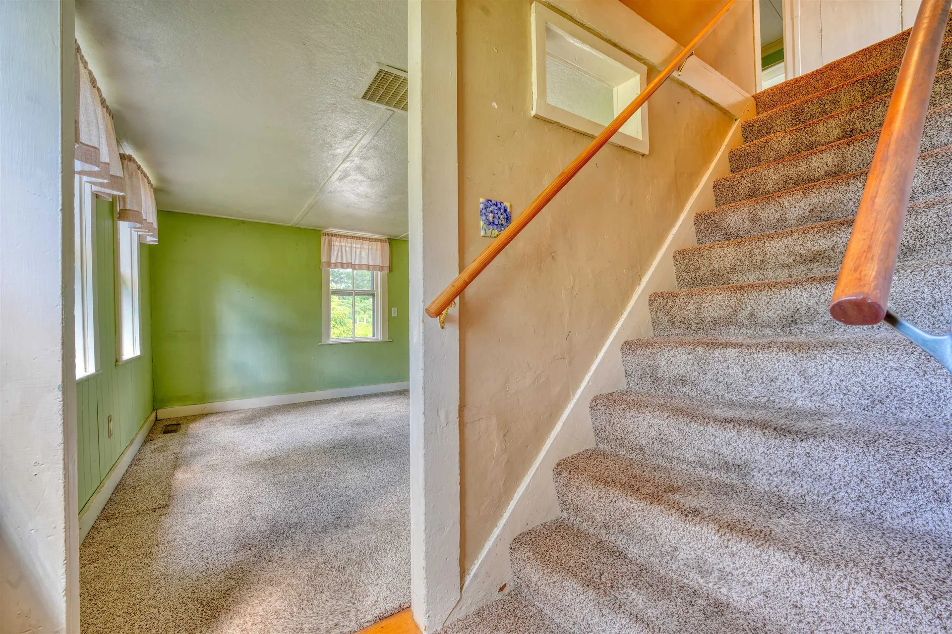 8 Meadowlark Lane Andover NH 03216