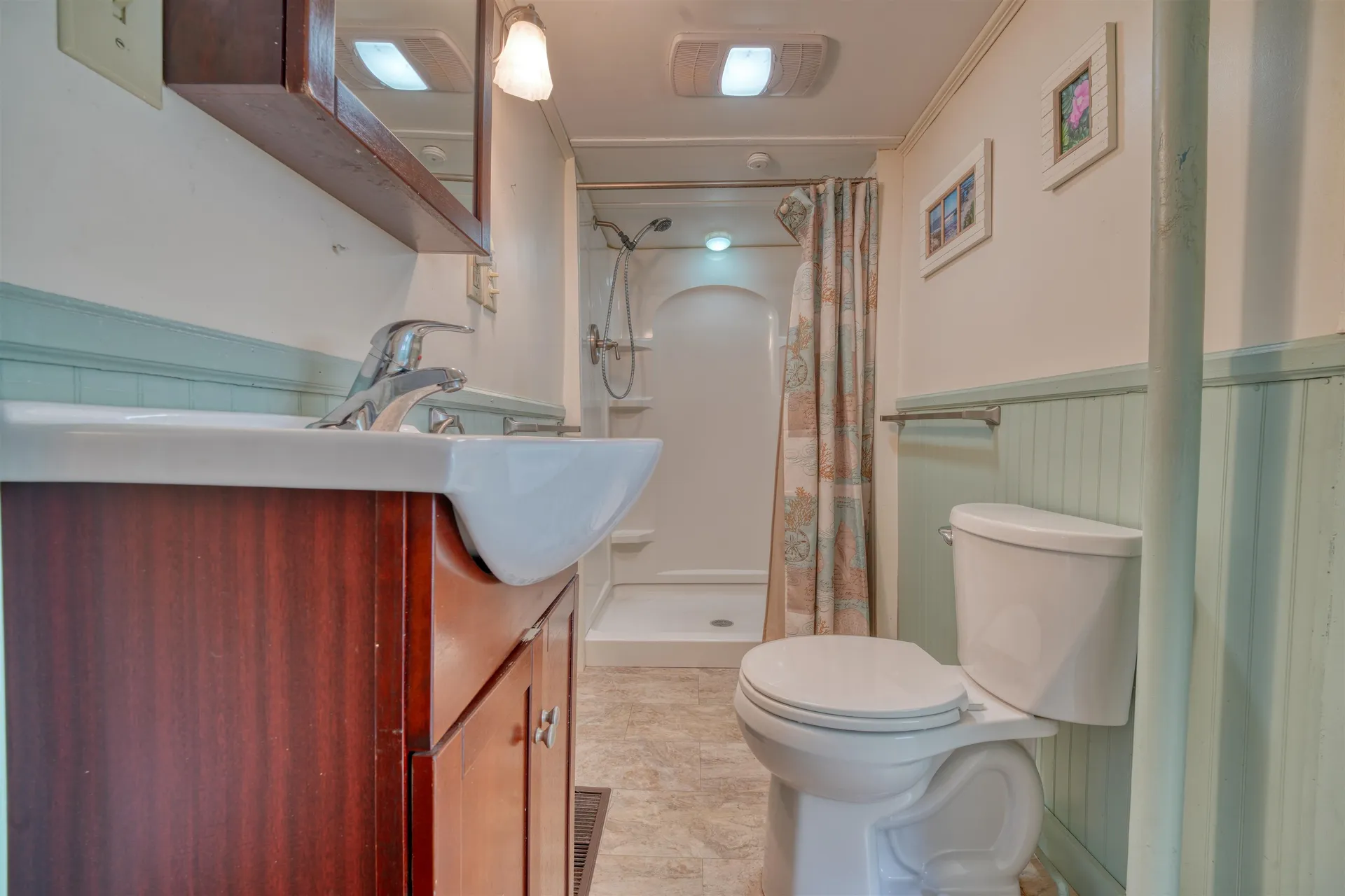 8 Meadowlark Lane Andover NH 03216