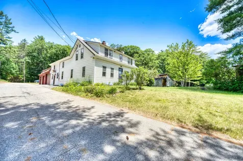 8 Meadowlark Lane Andover NH 03216