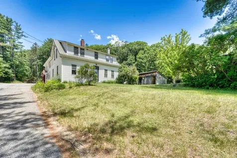 8 Meadowlark Lane Andover NH 03216