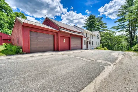 8 Meadowlark Lane Andover NH 03216