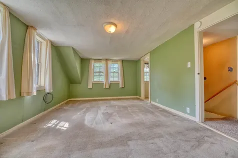 8 Meadowlark Lane Andover NH 03216