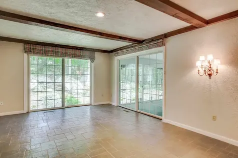 27 Buttonwood Road Bedford NH 03110