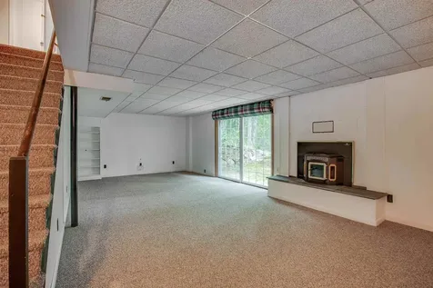 27 Buttonwood Road Bedford NH 03110