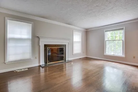 27 Buttonwood Road Bedford NH 03110