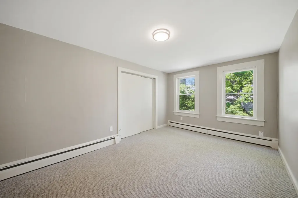 35 South Street Claremont NH 03743