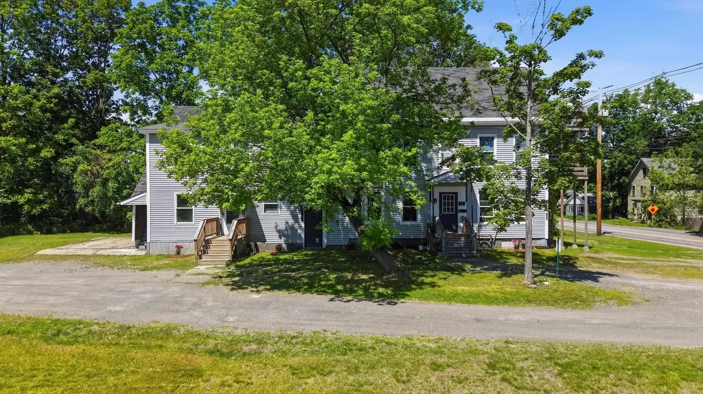 35 South Street Claremont NH 03743