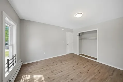 35 South Street Claremont NH 03743