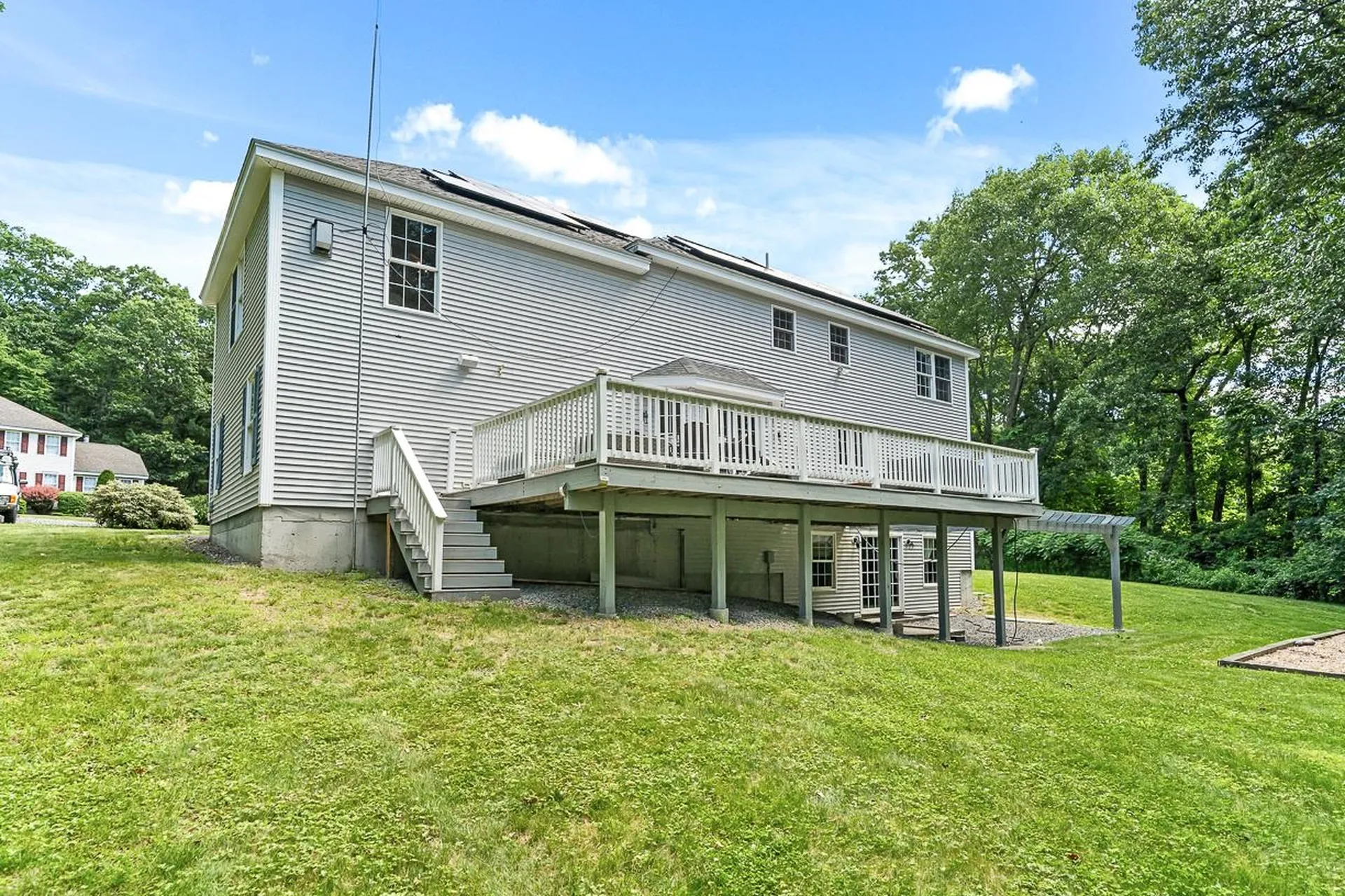 105 Wyndridge Circle Pelham NH 03076
